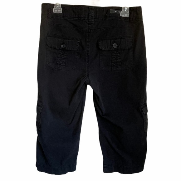 Baccini Black Capris - Picture 2 of 11